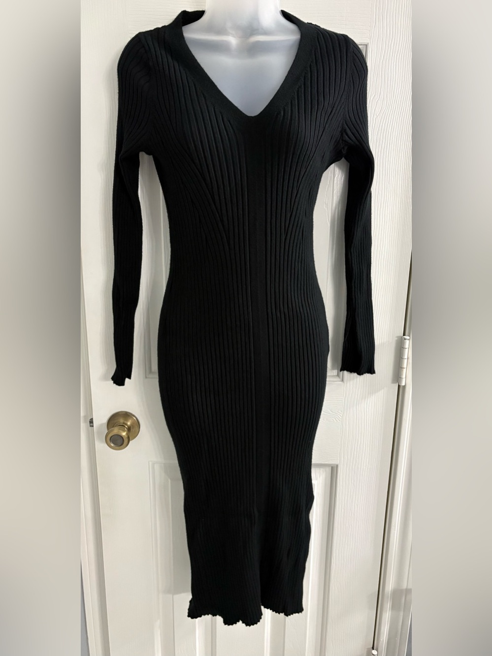 a new day Black Ribbed V-Neck Maxi Dress